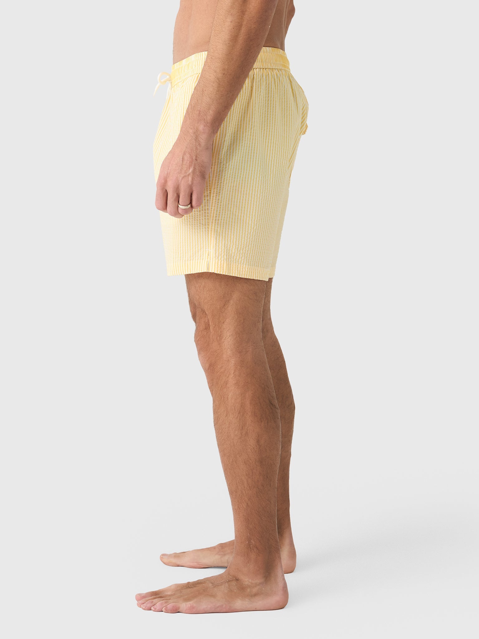 04651 / A Trip In A Bag Men's Seersucker Swim Trunk