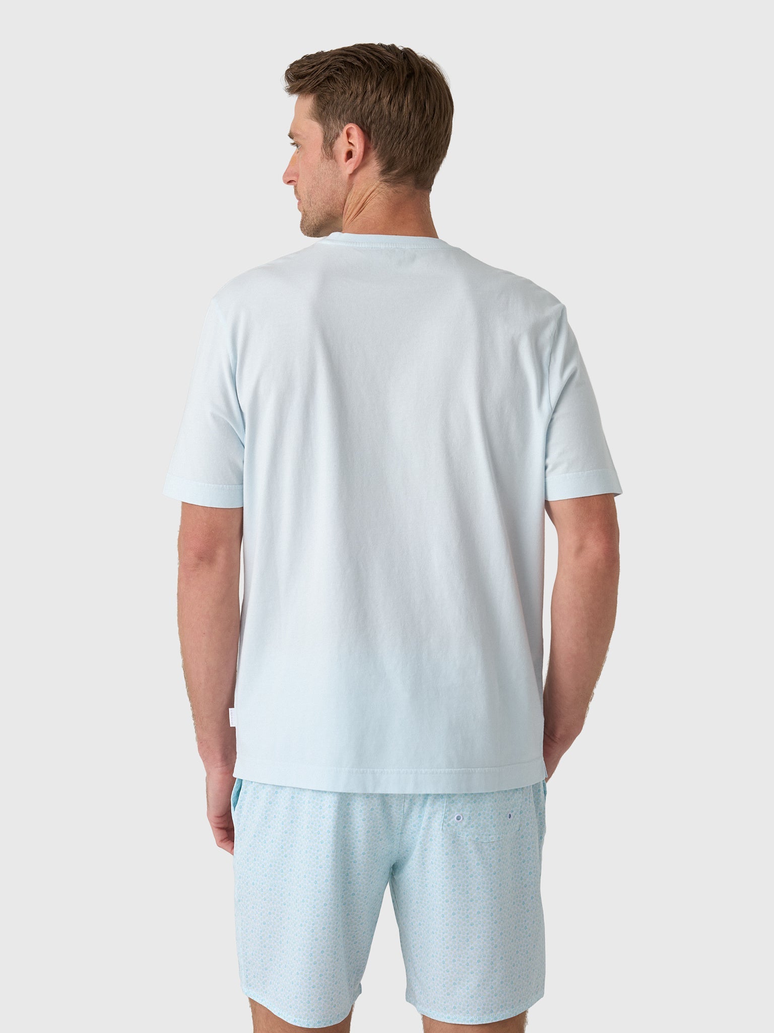 04651 / A Trip In A Bag Men's Jersey Tee