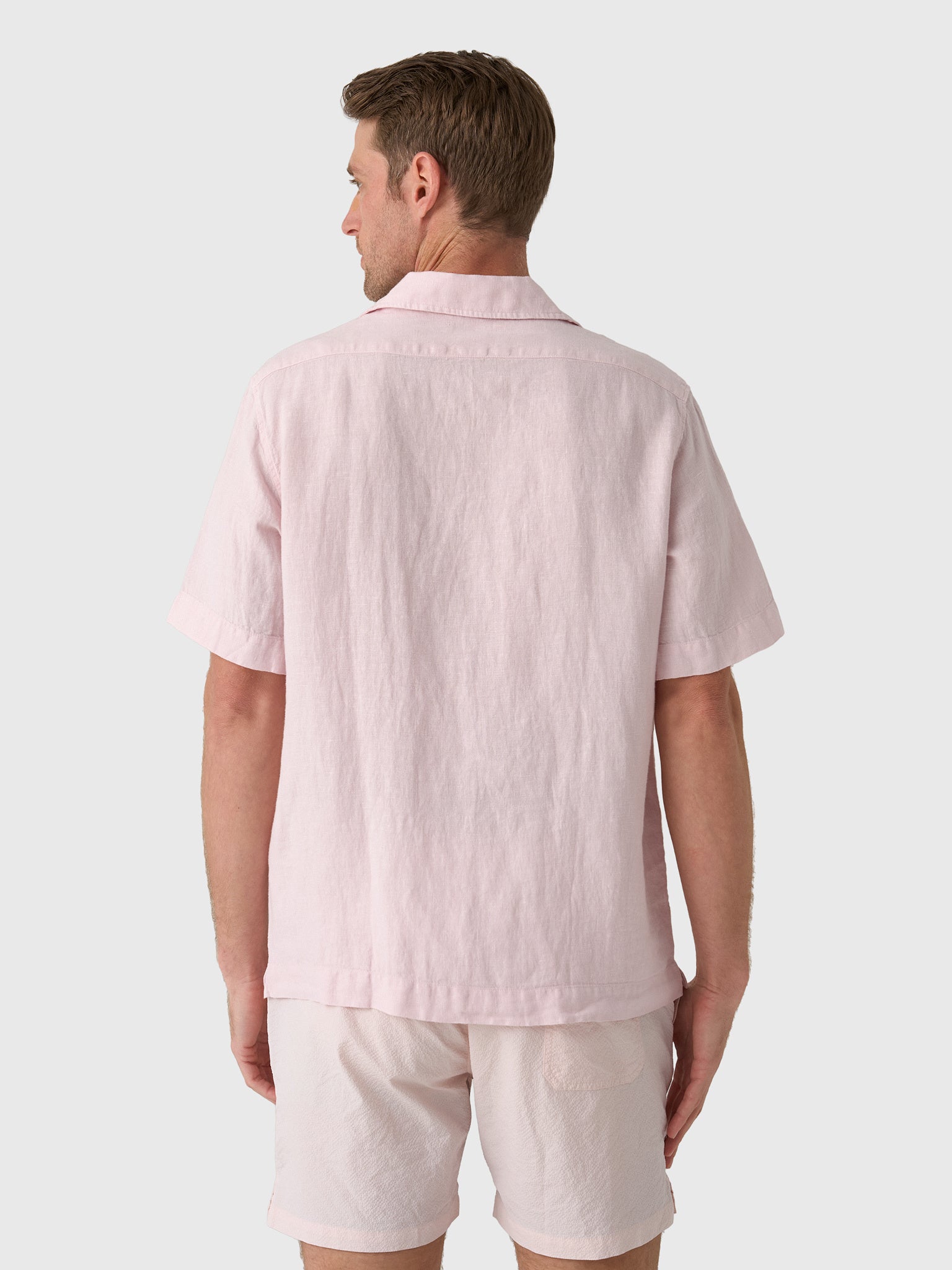 04651 / A Trip In A Bag Men's Linen Cuba Shirt
