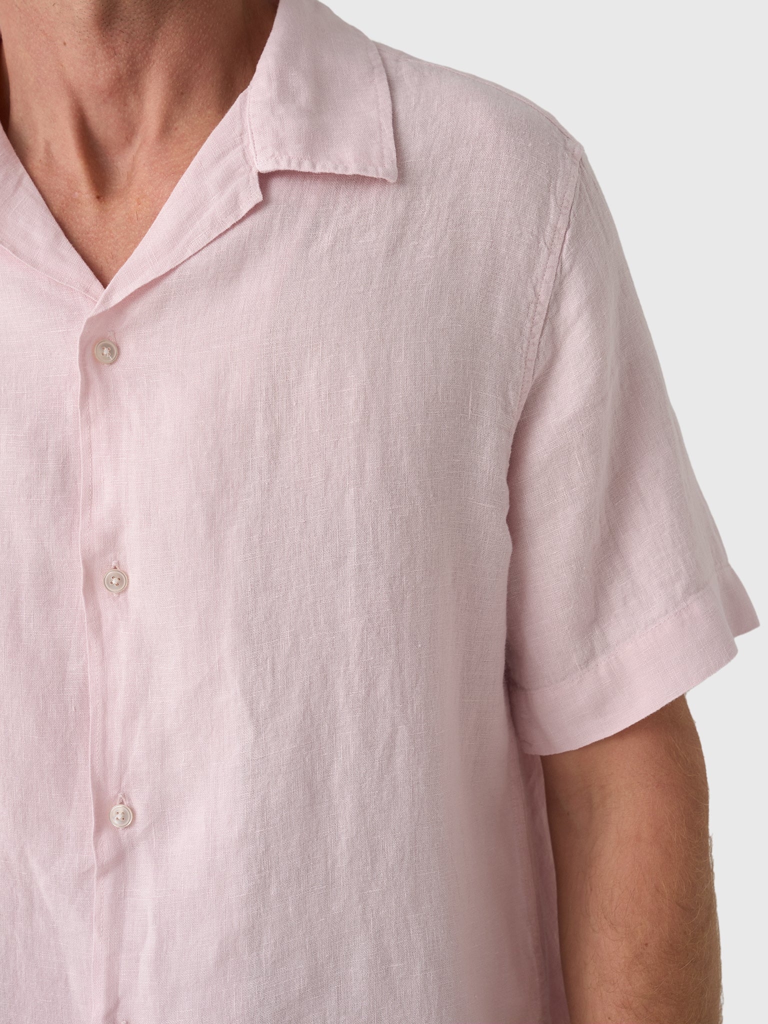 04651 / A Trip In A Bag Men's Linen Cuba Shirt
