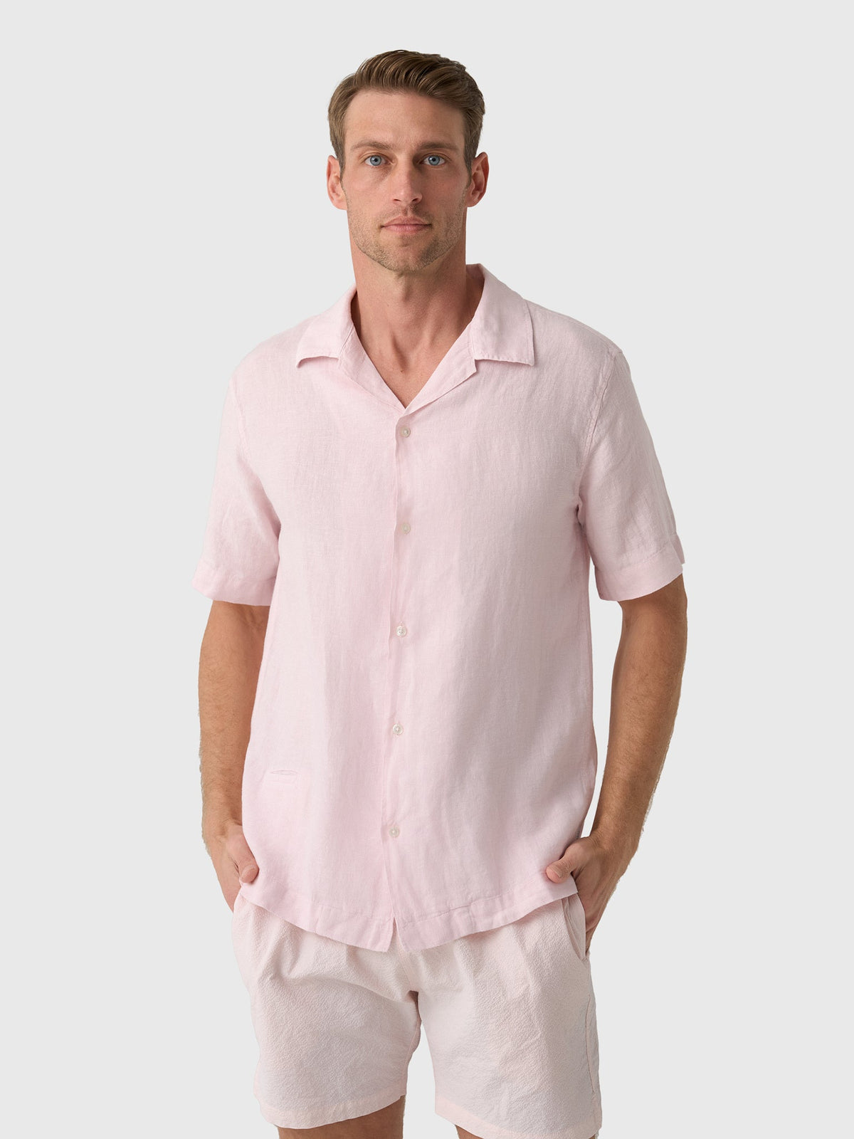 04651 / A Trip In A Bag Men's Linen Cuba Shirt