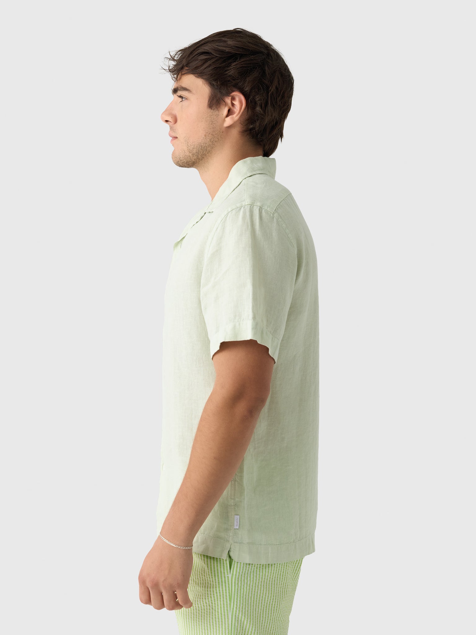 04651 / A Trip In A Bag Men's Linen Cuba Shirt