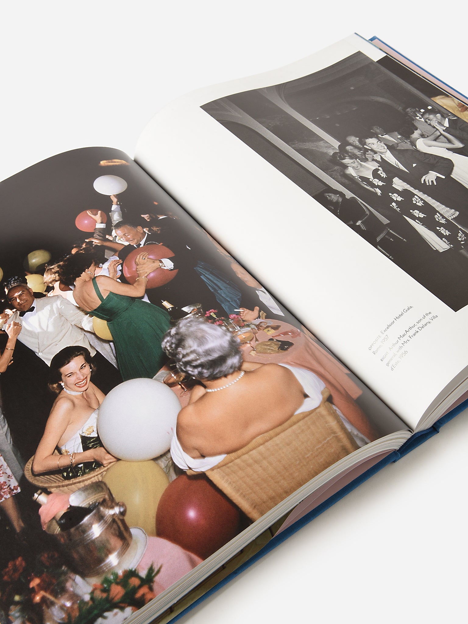 Abrams Publishing Slim Aarons: The Essential Collection