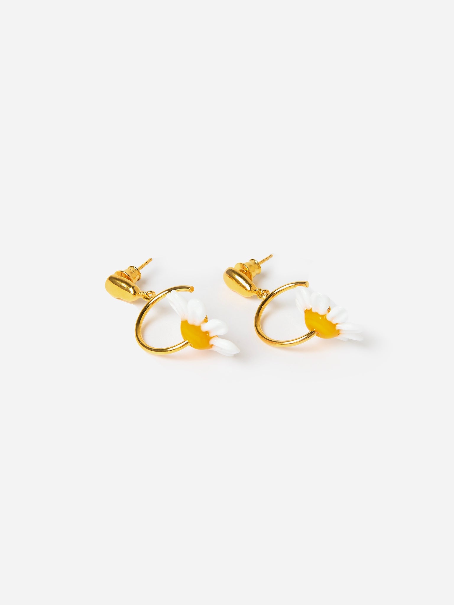 10 Deco Art Fabulous Camomiles Earrings