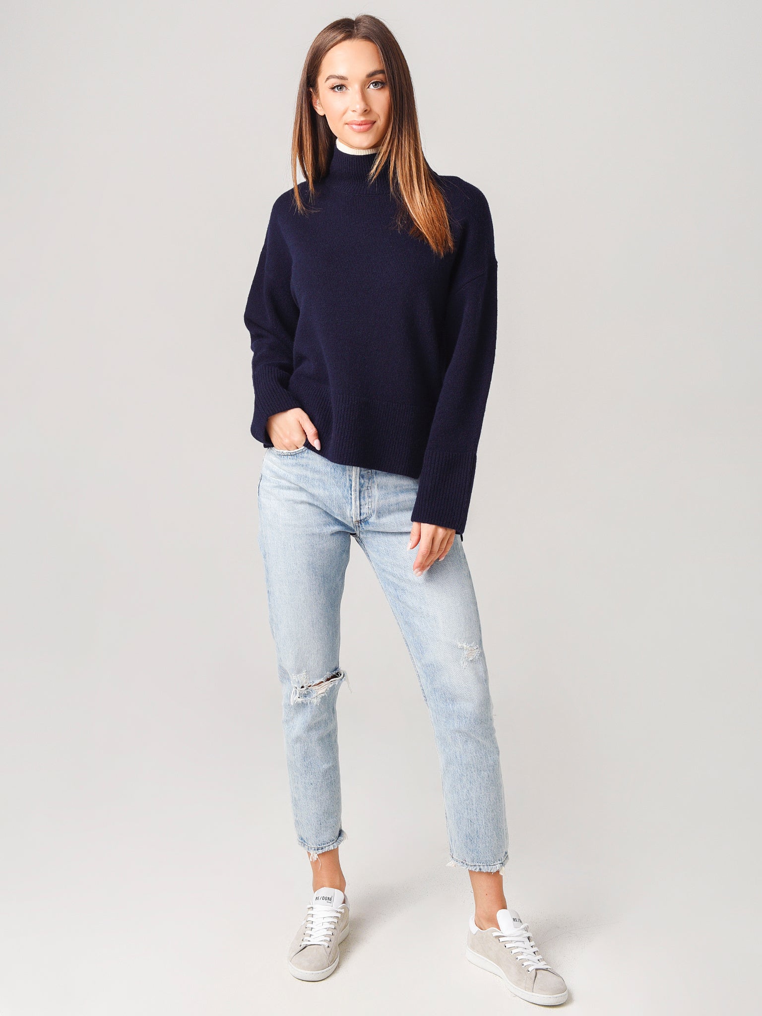 ?Frame Women's High Low Boxy Sweater