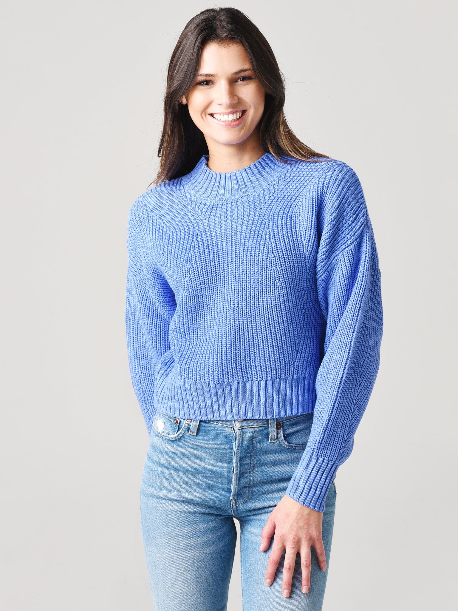 525 Women's Mia High Crew Pullover Sweater