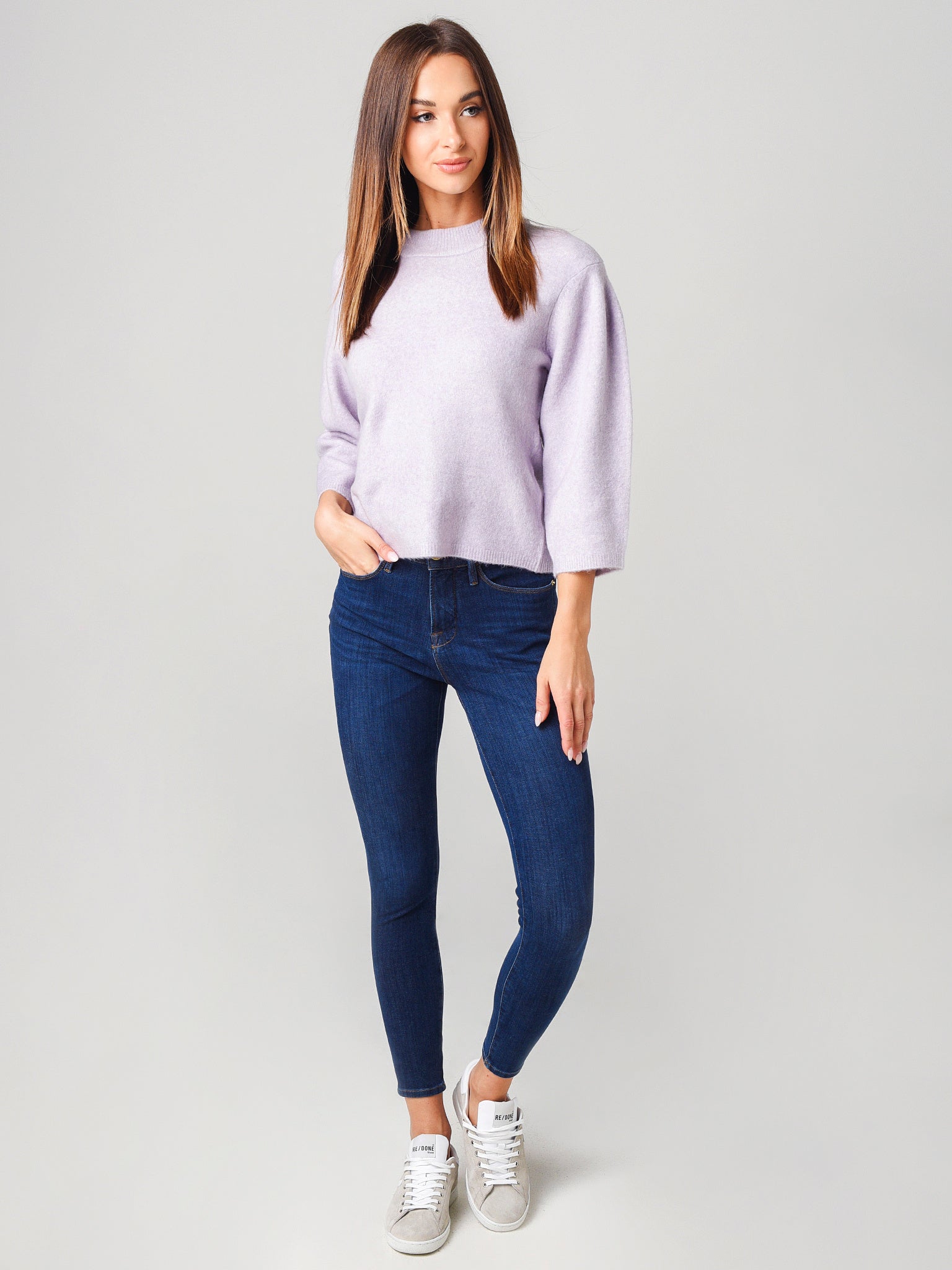 525 Women's Cropped Volume Sleeve Sweater